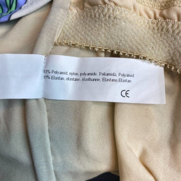 Amoena Skirted Swimsuit 24 One Piece Floral Multicolor Padded Bust Women New NWT - Picture 10 of 11